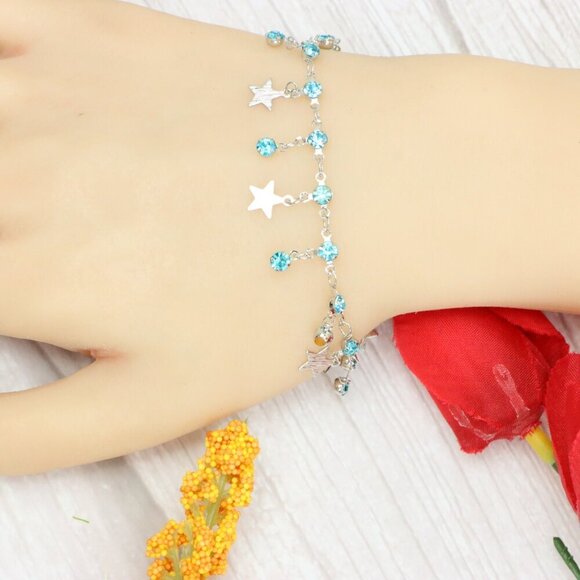 "Trendy Handmade Bracelet – A Thoughtful Gift for Girls & Women | UNVRC1308 - Picture 6 of 10